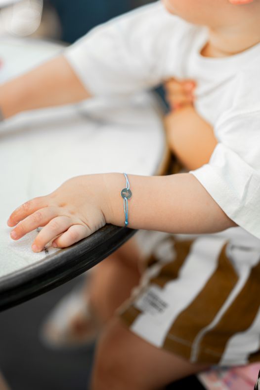 GRAV Kereszt Baby Arany 14K Fonalas Karkötő