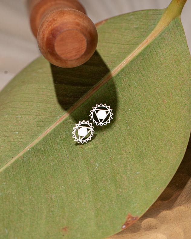 GRAV Torok Csakra Kontúr Arany 14K Fülbevaló